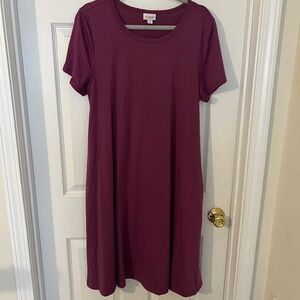 LuLaRoe Jessie Short Sleeve Midi Dress in Plum